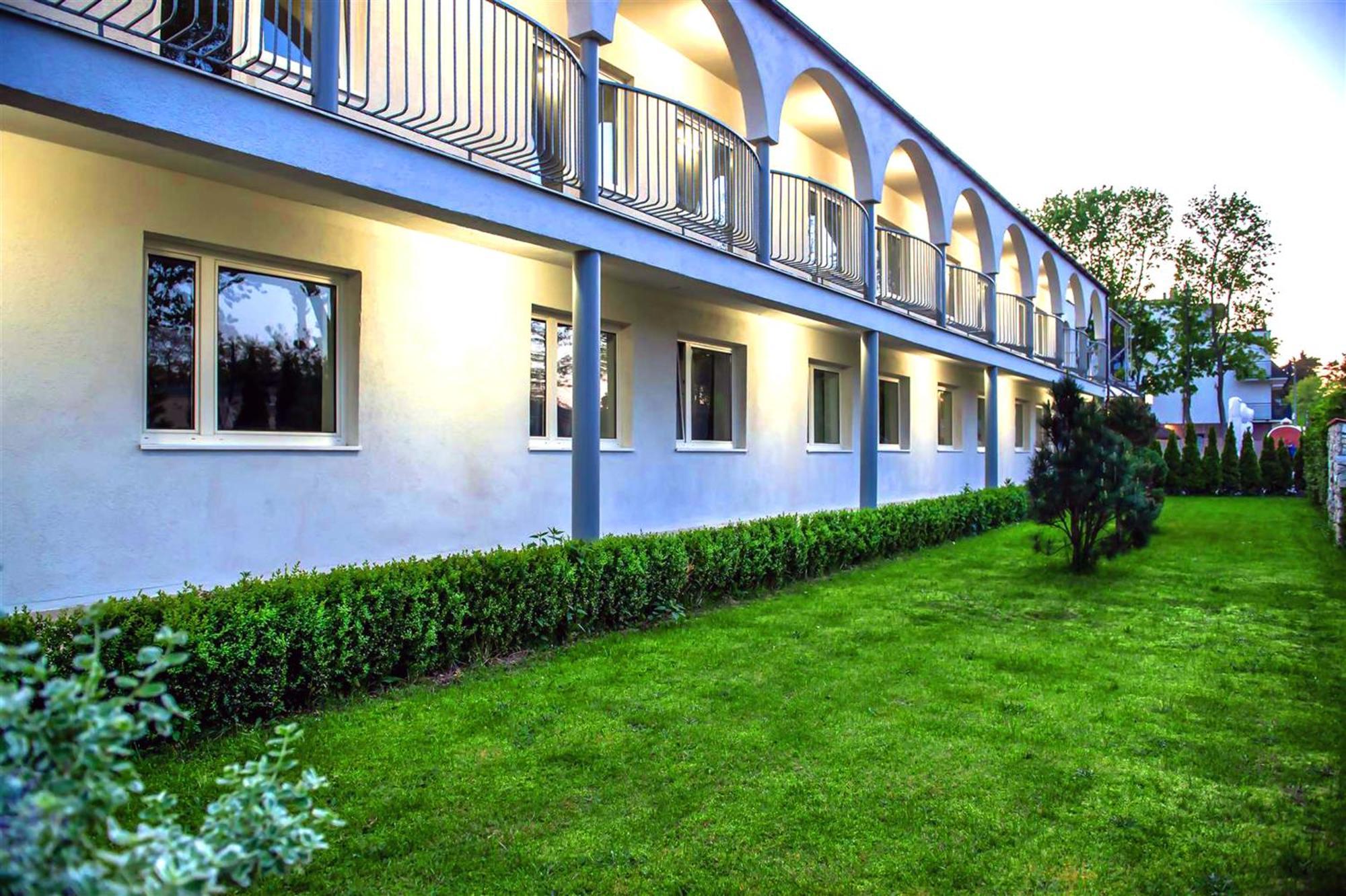 Hotel Neptun Jastrzebia Gora Exterior foto